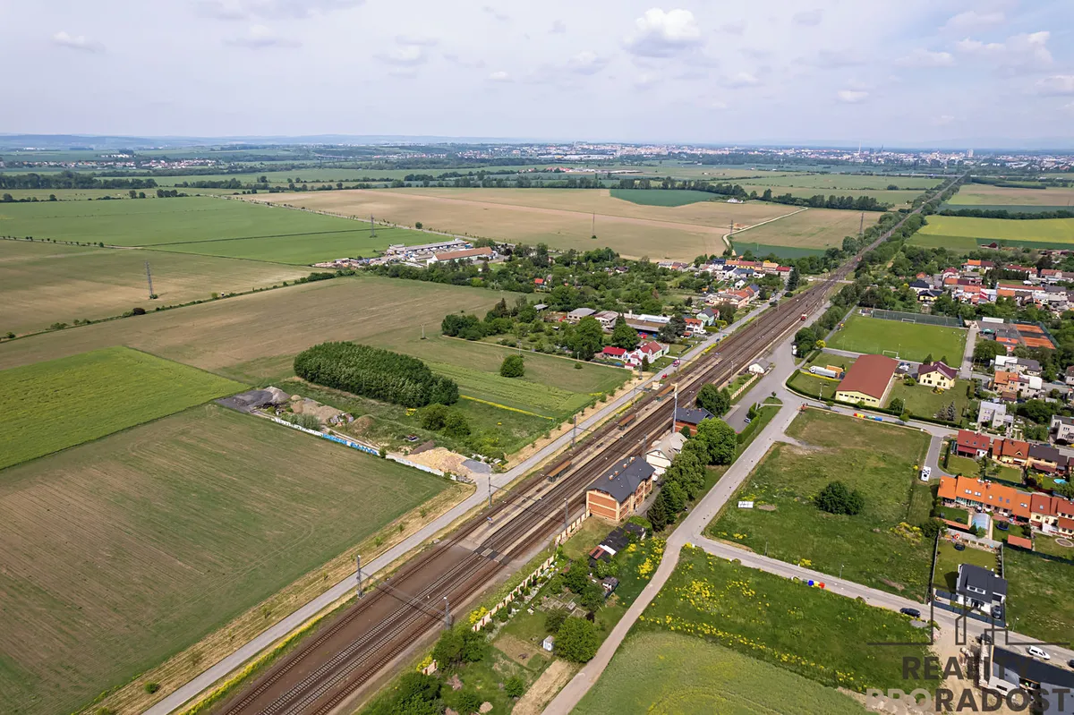 Prodej komerčního pozemku 3166 m²